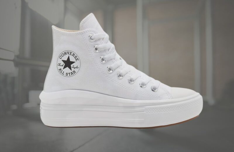 Converse Chuck Taylor All Star je old-school favorit za čučanj i dizanje – čvrst, ravan, stabilan.