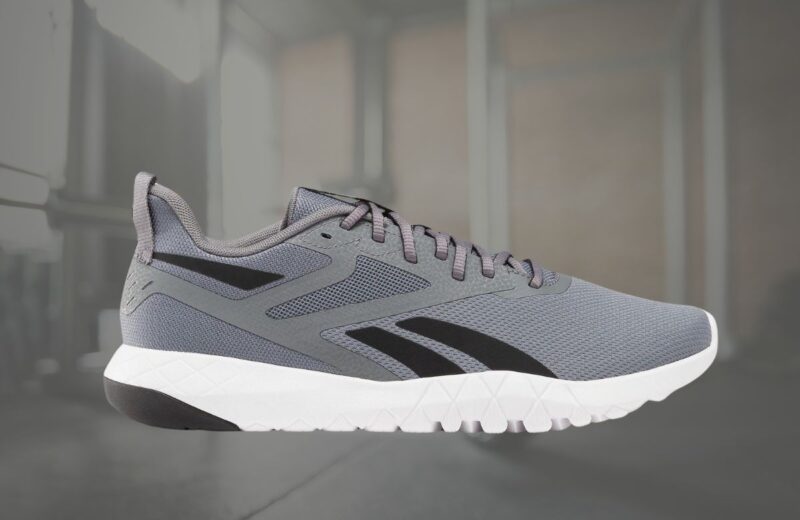 Reebok Flexagon Force 4 su lagane, udobne i pristupačne patike za rekreativni light fitness.