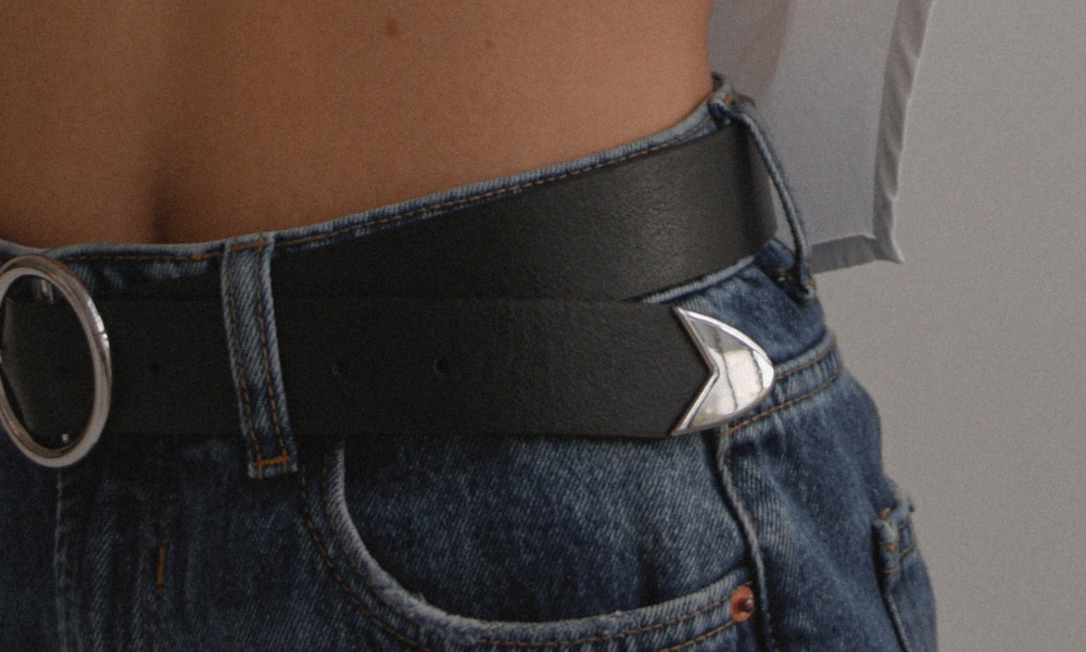 ženski kožni kaiš